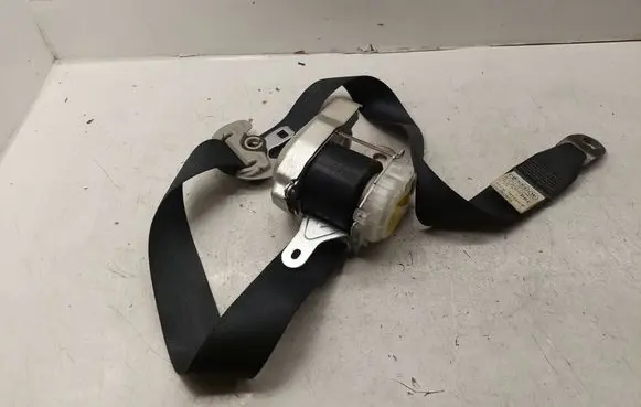Toyota Corolla Verso AR10 Front seatbelt 732100F030C0