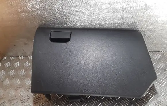 Mazda 3 II Glove box lid/cover 
