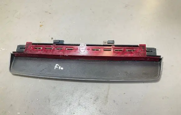 BMW 5 F10 F11 Third/center stoplight 7230799