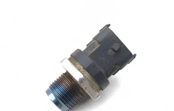 Opel Astra J Fuel pressure sensor 0281002903