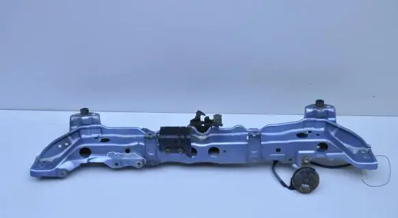 Top upper radiator support slam panel