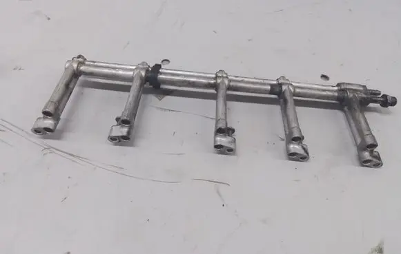 Volkswagen Phaeton Fuel return line/hose 