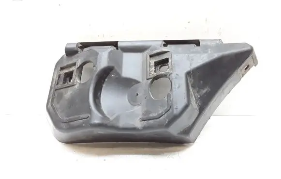 Volvo V50 Front bumper mounting bracket 30655875