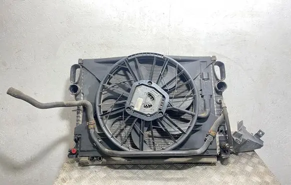 Mercedes-Benz CLS C219 Radiator set A2115000593 A2115050055 A2115001302