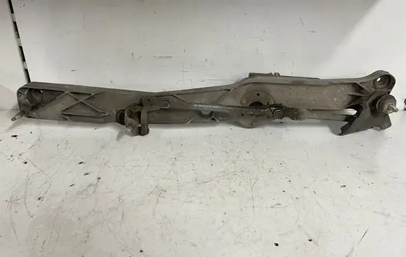 BMW 5 E39 Front wiper linkage and motor 8360603