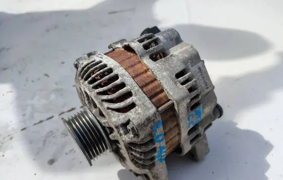 Peugeot 307 CC Generator/alternator 9649846880