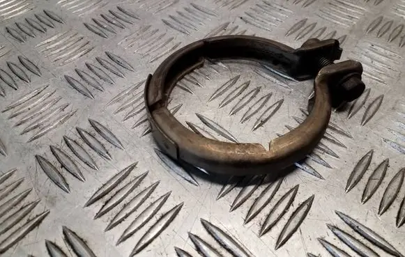 Jeep Grand Cherokee (WK) Muffler pipe connector clamp 