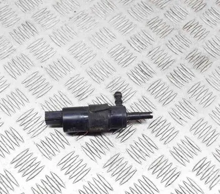 Audi A8 S8 D4 4H Windscreen/windshield washer pump 3B7955681