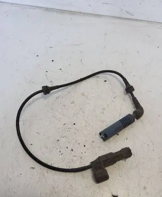 BMW X5 E53 ABS brake wheel speed sensor 6752682