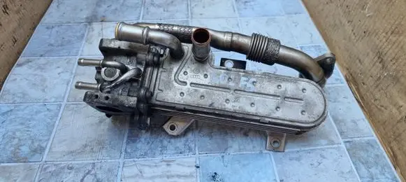 Volkswagen Golf V EGR valve cooler 1723493
