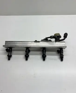 Honda HR-V Fuel main line pipe 