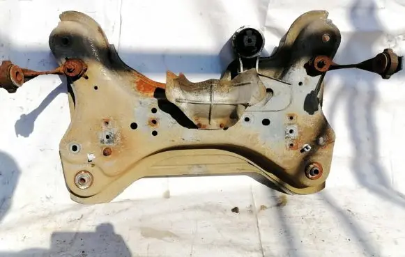 Opel Vivaro Front subframe