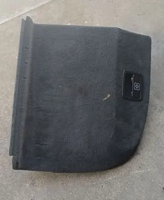 BMW 5 E60 E61 Trunk/boot side trim panel 51477050368 7050368