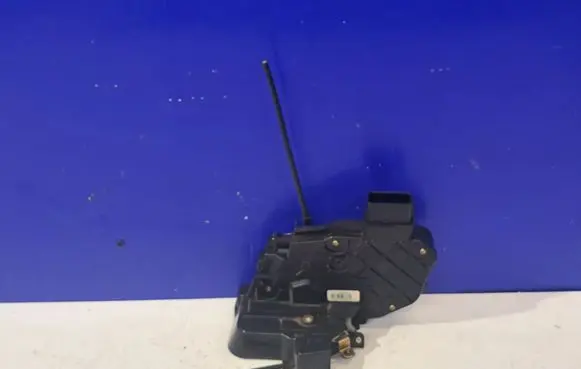 Volvo S40 Rear door lock 30663976