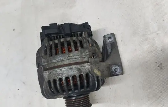 Volvo XC90 Generator/alternator 30667894