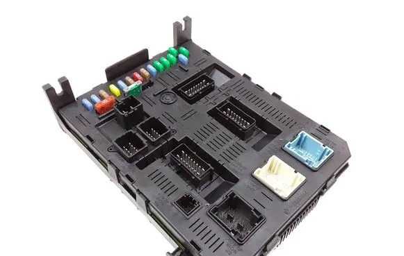 Peugeot 307 Comfort/convenience module 9660105680 BSI2004H02