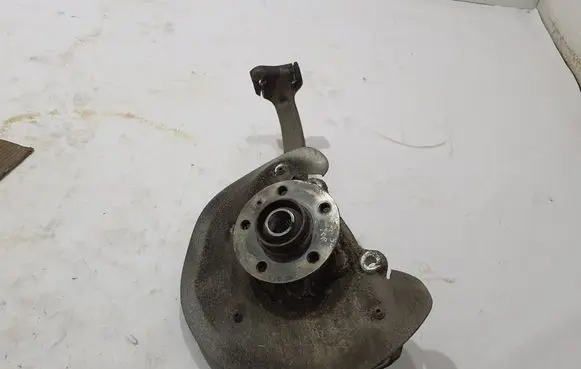Audi A5 8T 8F Front wheel hub 4G0407253B