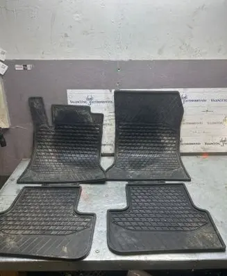 Mercedes-Benz B W246 W242 Car floor mat set A1766802600 A1766802400 A1766802900