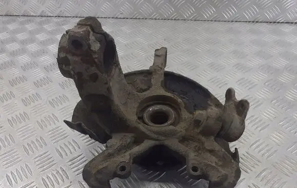 Seat Ibiza III (6L) Front wheel hub spindle knuckle