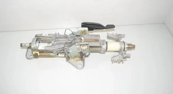 Steering wheel axle set