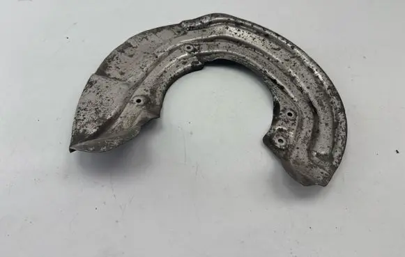 BMW 1 F20 F21 Front brake disc dust cover plate 6872082