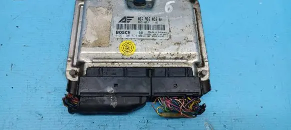 Volkswagen Sharan Engine control unit/module 06A906032AH 0261206539 1039S01828