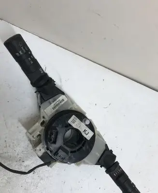 Nissan Qashqai Wiper turn signal indicator stalk/switch 25560