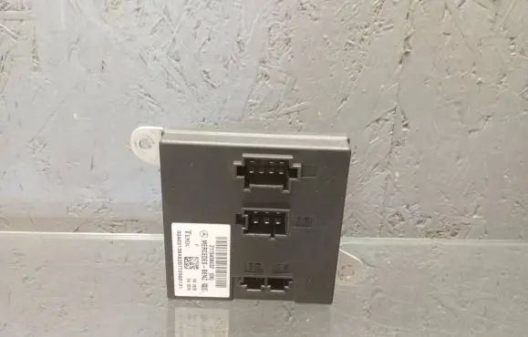 Mercedes-Benz E W211 Comfort/convenience module 2115458432