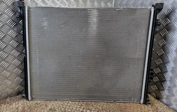 Mercedes-Benz GLS X167 Coolant radiator A1675006201 A1675000700
