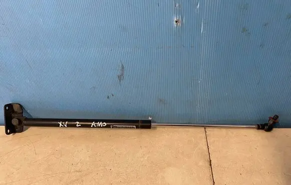 Subaru XV Tailgate/trunk strut/damper