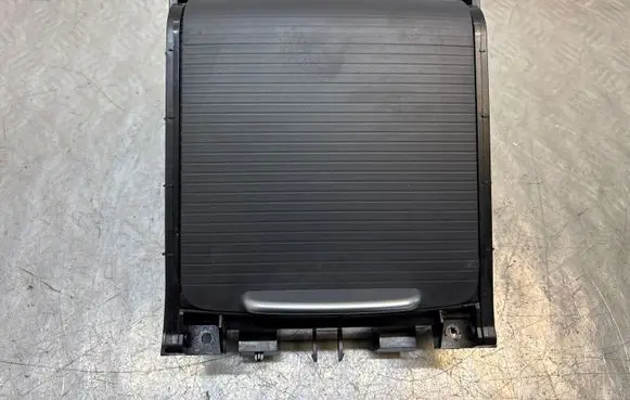 Volvo V70 Glove box central console 39821984