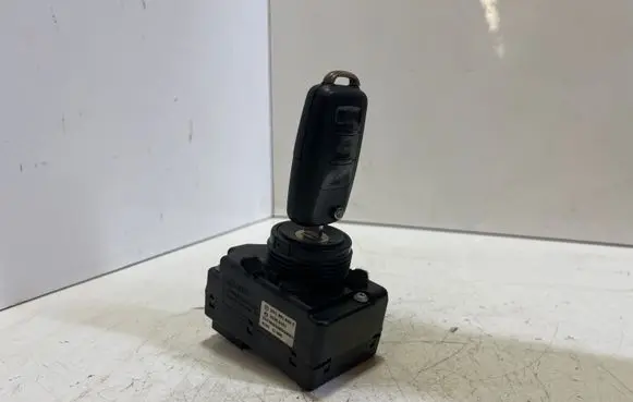 Volkswagen Phaeton Ignition lock 3D0905865E