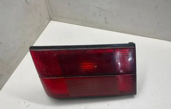 BMW 5 E34 Tailgate rear/tail lights