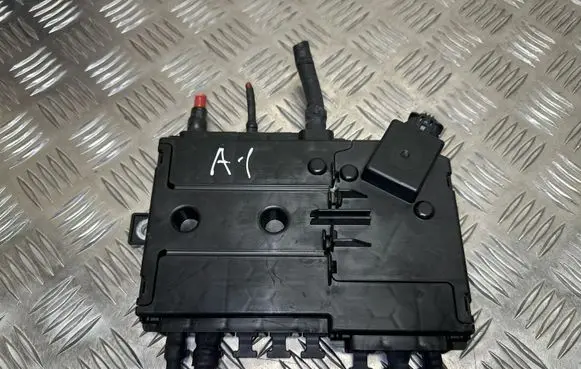 Mercedes-Benz C AMG W205 Positive wiring loom A2055402850