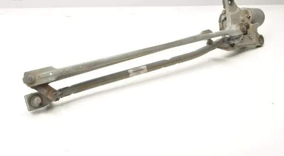 Volvo V50 Front wiper linkage and motor 30699342