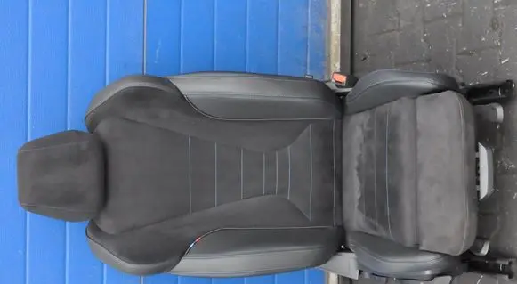 BMW 2 Active Tourer U06 Front driver seat 