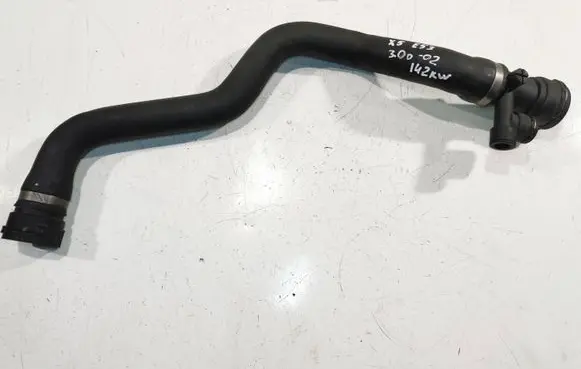 BMW X5 E53 Engine coolant pipe/hose
