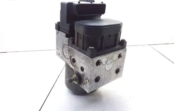 Subaru Forester SF ABS Pump 27531FC010