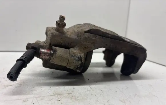 Volkswagen Golf V Front brake caliper