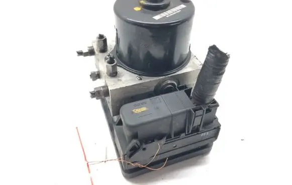 Mazda 3 I ABS Pump 6N61-2C405-GB