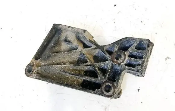 Opel Zafira A Engine mounting bracket 96571112