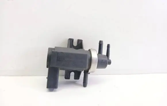 Volkswagen Bora Vacuum valve PA66GF35