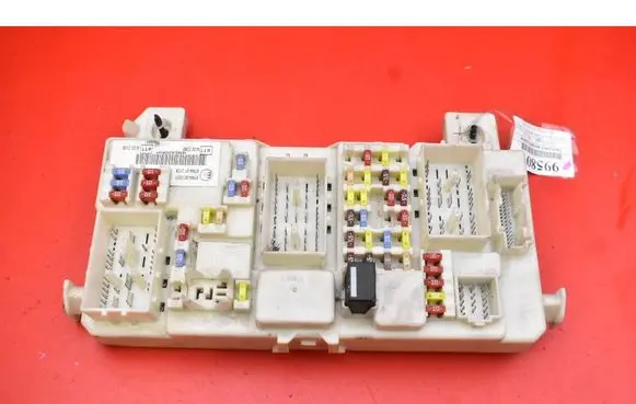 Ford Kuga I Fuse box set 7M5T-14A073-JF