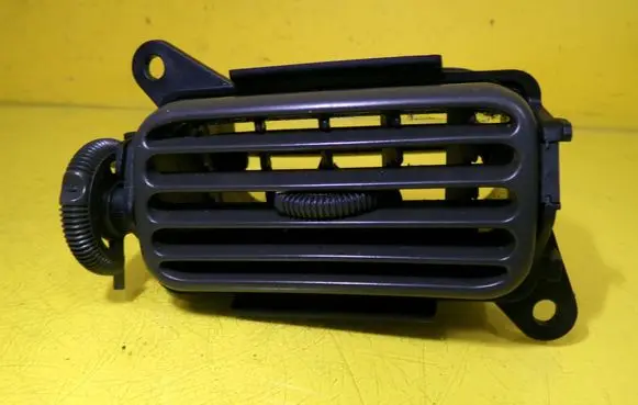 Toyota Starlet (P90) V Dashboard side air vent grill/cover trim 5565010130