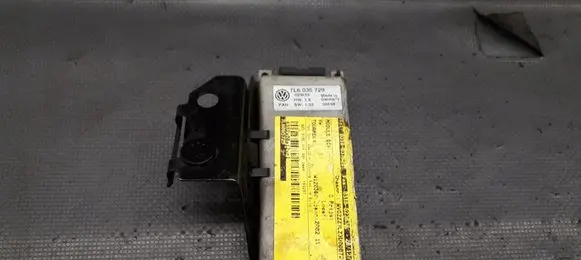 Volkswagen Touareg I Voice control module 