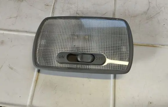 Honda CR-V Rear seat light