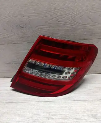Mercedes-Benz C W204 Rear/tail lights 2048204764