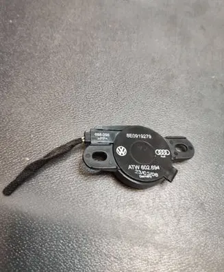 Volkswagen PASSAT B7 Parking PDC sensor speaker 8E0919279