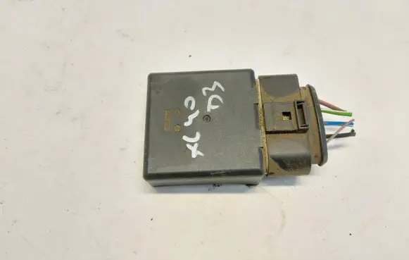 Volvo XC40 Fuel pump relay 31669218JLK01