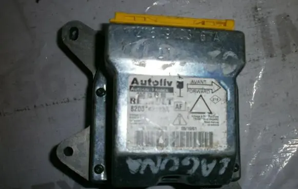 Renault Laguna II Airbag control unit/module 8200142183A 550758700